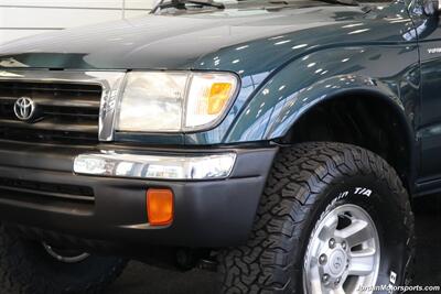1998 Toyota Tacoma Limited  5-SPEED MANUAL* 66K ACTUAL MILES* 1-OWNER W/ 0-RUST* NEW TIMING BELT-WATER PUMP SERVICE* NEW BILSTEIN LEVEL KIT* NEW 33 " BFG KO2 TIRES* SUN ROOF - Photo 12 - Portland, OR 97230