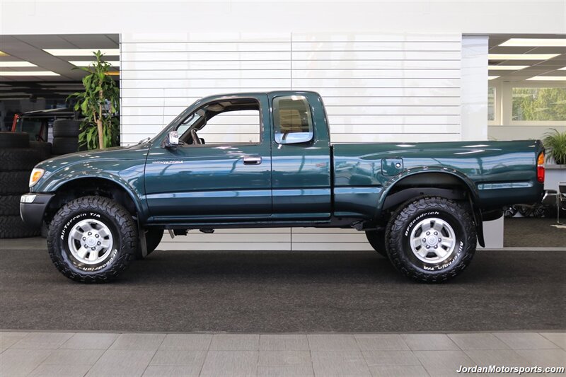 1998 Toyota Tacoma Limited  5-SPEED MANUAL* 66K ACTUAL MILES* 1-OWNER W/ 0-RUST* NEW TIMING BELT-WATER PUMP SERVICE* NEW BILSTEIN LEVEL KIT* NEW 33 " BFG KO2 TIRES* SUN ROOF - Photo 4 - Portland, OR 97230