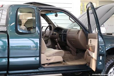 1998 Toyota Tacoma Limited  5-SPEED MANUAL* 66K ACTUAL MILES* 1-OWNER W/ 0-RUST* NEW TIMING BELT-WATER PUMP SERVICE* NEW BILSTEIN LEVEL KIT* NEW 33 " BFG KO2 TIRES* SUN ROOF - Photo 63 - Portland, OR 97230