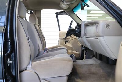 2005 GMC Yukon 2500 SLE  9-PASSENGER* 4X4* 100% RUST FREE* 6.0L VORTEC* NEW 2.5 "LEVEL KIT W/NEW 33 " BFG KO3 10-PLYS* FULL FRESH SERVICE W/ NEW FLUIDS* REAR AIR* SHOWS LIKE NEW* NO PETS / NON-SMOKER* 2-KEYS - Photo 77 - Portland, OR 97230