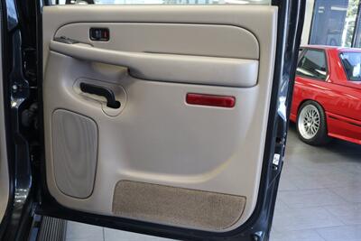2005 GMC Yukon 2500 SLE  9-PASSENGER* 4X4* 100% RUST FREE* 6.0L VORTEC* NEW 2.5 "LEVEL KIT W/NEW 33 " BFG KO3 10-PLYS* FULL FRESH SERVICE W/ NEW FLUIDS* REAR AIR* SHOWS LIKE NEW* NO PETS / NON-SMOKER* 2-KEYS - Photo 65 - Portland, OR 97230