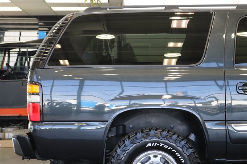 2005 GMC Yukon 2500 SLE  9-PASSENGER* 4X4* 100% RUST FREE* 6.0L VORTEC* NEW 2.5 "LEVEL KIT W/NEW 33 " BFG KO3 10-PLYS* FULL FRESH SERVICE W/ NEW FLUIDS* REAR AIR* SHOWS LIKE NEW* NO PETS / NON-SMOKER* 2-KEYS - Photo 53 - Portland, OR 97230