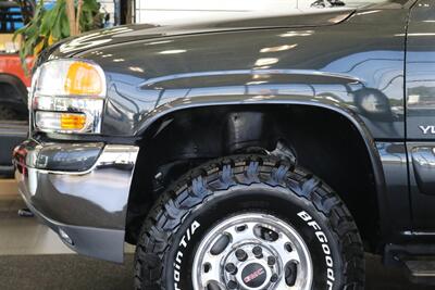 2005 GMC Yukon 2500 SLE  9-PASSENGER* 4X4* 100% RUST FREE* 6.0L VORTEC* NEW 2.5 "LEVEL KIT W/NEW 33 " BFG KO3 10-PLYS* FULL FRESH SERVICE W/ NEW FLUIDS* REAR AIR* SHOWS LIKE NEW* NO PETS / NON-SMOKER* 2-KEYS - Photo 48 - Portland, OR 97230