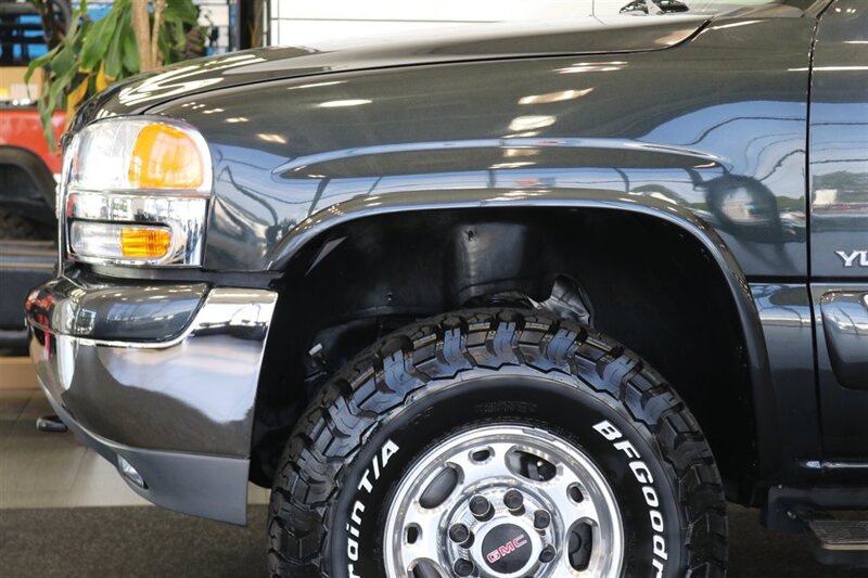 2005 GMC Yukon 2500 SLE  9-PASSENGER* 4X4* 100% RUST FREE* 6.0L VORTEC* NEW 2.5 "LEVEL KIT W/NEW 33 " BFG KO3 10-PLYS* FULL FRESH SERVICE W/ NEW FLUIDS* REAR AIR* SHOWS LIKE NEW* NO PETS / NON-SMOKER* 2-KEYS - Photo 48 - Portland, OR 97230