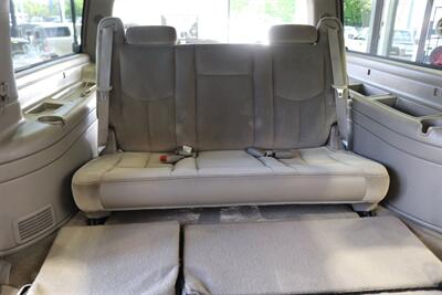 2005 GMC Yukon 2500 SLE  9-PASSENGER* 4X4* 100% RUST FREE* 6.0L VORTEC* NEW 2.5 "LEVEL KIT W/NEW 33 " BFG KO3 10-PLYS* FULL FRESH SERVICE W/ NEW FLUIDS* REAR AIR* SHOWS LIKE NEW* NO PETS / NON-SMOKER* 2-KEYS - Photo 20 - Portland, OR 97230