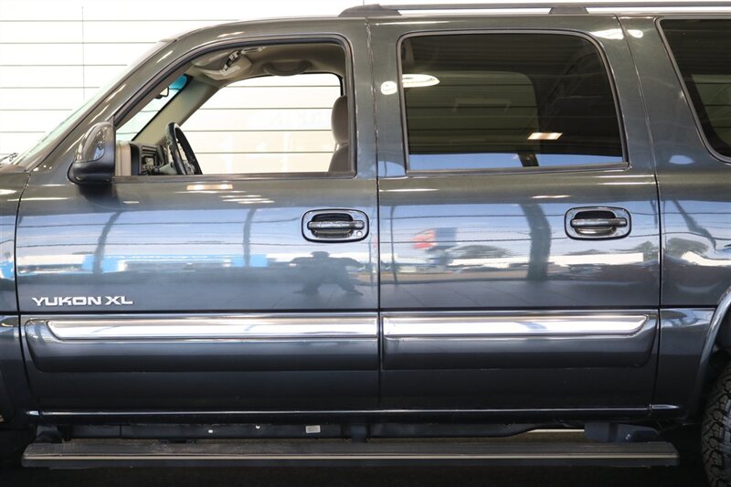 2005 GMC Yukon 2500 SLE  9-PASSENGER* 4X4* 100% RUST FREE* 6.0L VORTEC* NEW 2.5 "LEVEL KIT W/NEW 33 " BFG KO3 10-PLYS* FULL FRESH SERVICE W/ NEW FLUIDS* REAR AIR* SHOWS LIKE NEW* NO PETS / NON-SMOKER* 2-KEYS - Photo 50 - Portland, OR 97230