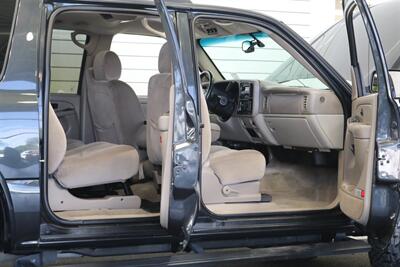 2005 GMC Yukon 2500 SLE  9-PASSENGER* 4X4* 100% RUST FREE* 6.0L VORTEC* NEW 2.5 "LEVEL KIT W/NEW 33 " BFG KO3 10-PLYS* FULL FRESH SERVICE W/ NEW FLUIDS* REAR AIR* SHOWS LIKE NEW* NO PETS / NON-SMOKER* 2-KEYS - Photo 47 - Portland, OR 97230