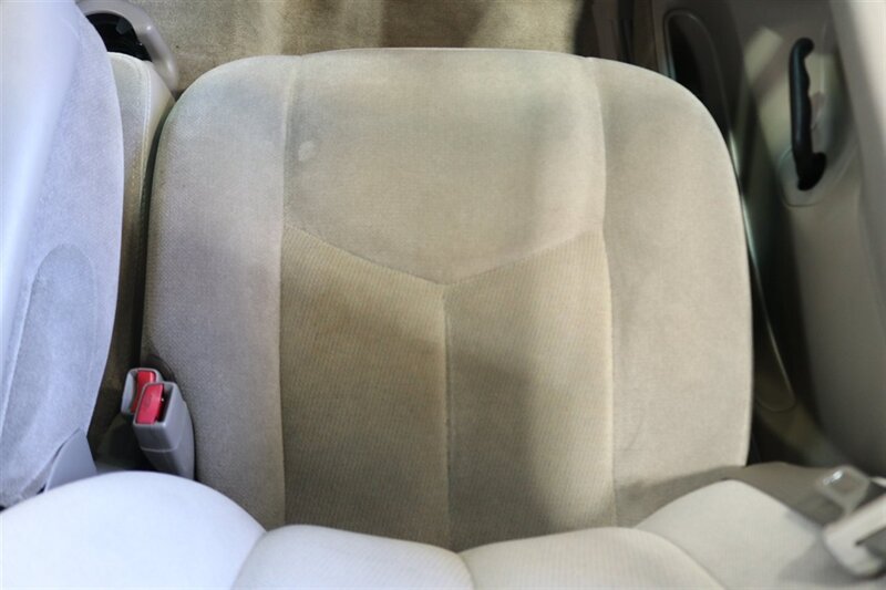 2005 GMC Yukon 2500 SLE  9-PASSENGER* 4X4* 100% RUST FREE* 6.0L VORTEC* NEW 2.5 "LEVEL KIT W/NEW 33 " BFG KO3 10-PLYS* FULL FRESH SERVICE W/ NEW FLUIDS* REAR AIR* SHOWS LIKE NEW* NO PETS / NON-SMOKER* 2-KEYS - Photo 71 - Portland, OR 97230