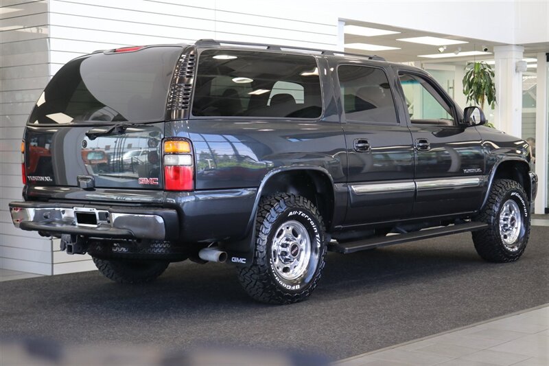 2005 GMC Yukon 2500 SLE  9-PASSENGER* 4X4* 100% RUST FREE* 6.0L VORTEC* NEW 2.5 "LEVEL KIT W/NEW 33 " BFG KO3 10-PLYS* FULL FRESH SERVICE W/ NEW FLUIDS* REAR AIR* SHOWS LIKE NEW* NO PETS / NON-SMOKER* 2-KEYS - Photo 7 - Portland, OR 97230