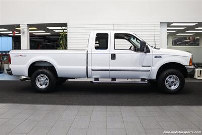 1999 Ford F-250 XLT  1-OWNER* 6-SPD MANUAL W/57K MLS ONLY* COLLECTOR QUALITY* 100% RUST & CORROSION FREE* NEW FALKEN WILD PEAK 10-PLY TIRES-BATTERIES-COOLANT FLUSH-AC RECHARGE-VACUM HOSES-WIPERS - Photo 4 - Portland, OR 97230