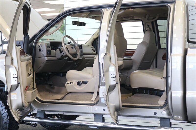 2003 Ford F-250 Lariat  2-OWNER* 100% RUST & CORROSION FREE* SHORT BED* NEW 2.5 "LEVEL KIT W/BILSTEIN 5100 SHOCKS* NEW 35 " BFG KO3 10-PLY TIRES* NEW FLUIDS / FILTERS / AC SERVICE* ALL BOOKS & MANUALS & 2-KEYS - Photo 44 - Portland, OR 97230