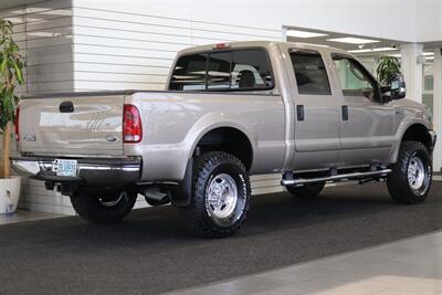2003 Ford F-250 Lariat  2-OWNER* 100% RUST & CORROSION FREE* SHORT BED* NEW 2.5 "LEVEL KIT W/BILSTEIN 5100 SHOCKS* NEW 35 " BFG KO3 10-PLY TIRES* NEW FLUIDS / FILTERS / AC SERVICE* ALL BOOKS & MANUALS & 2-KEYS - Photo 7 - Portland, OR 97230