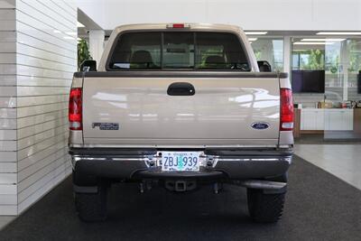 2003 Ford F-250 Lariat  2-OWNER* 100% RUST & CORROSION FREE* SHORT BED* NEW 2.5 "LEVEL KIT W/BILSTEIN 5100 SHOCKS* NEW 35 " BFG KO3 10-PLY TIRES* NEW FLUIDS / FILTERS / AC SERVICE* ALL BOOKS & MANUALS & 2-KEYS - Photo 9 - Portland, OR 97230