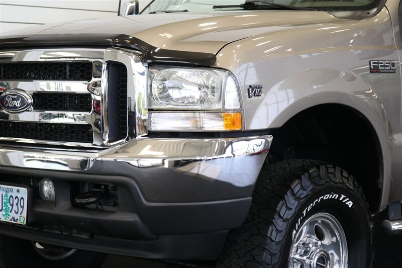 2003 Ford F-250 Lariat  2-OWNER* 100% RUST & CORROSION FREE* SHORT BED* NEW 2.5 "LEVEL KIT W/BILSTEIN 5100 SHOCKS* NEW 35 " BFG KO3 10-PLY TIRES* NEW FLUIDS / FILTERS / AC SERVICE* ALL BOOKS & MANUALS & 2-KEYS - Photo 12 - Portland, OR 97230