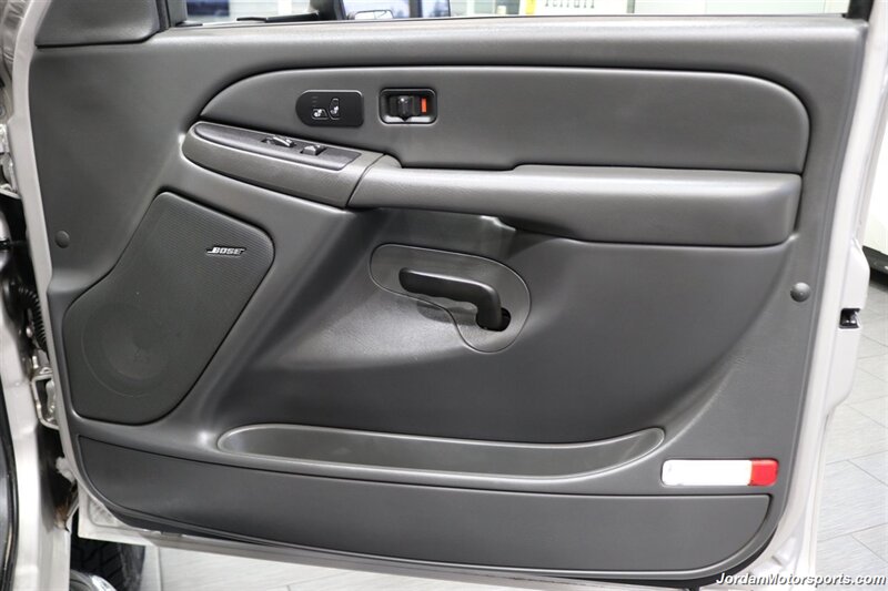 2006 Chevrolet Silverado 3500 LT3  1-OWNER* 100% RUST & CORROSION FREE* LT3 W/MOON ROOF & DVD* REAR AIR BAGS* PACBRAKE EXHAUST BRAKE* NEVER HAD 5TH WHEEL OR GOOSENECK* NEW 10-PLY A/T TIRES* REMOTE START - Photo 65 - Portland, OR 97230