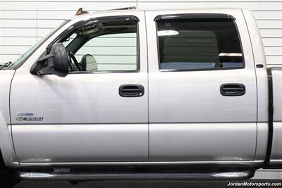 2006 Chevrolet Silverado 3500 LT3  1-OWNER* 100% RUST & CORROSION FREE* LT3 W/MOON ROOF & DVD* REAR AIR BAGS* PACBRAKE EXHAUST BRAKE* NEVER HAD 5TH WHEEL OR GOOSENECK* NEW 10-PLY A/T TIRES* REMOTE START - Photo 56 - Portland, OR 97230