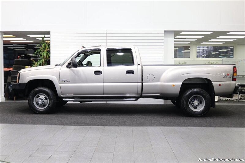 2006 Chevrolet Silverado 3500 LT3  1-OWNER* 100% RUST & CORROSION FREE* LT3 W/MOON ROOF & DVD* REAR AIR BAGS* PACBRAKE EXHAUST BRAKE* NEVER HAD 5TH WHEEL OR GOOSENECK* NEW 10-PLY A/T TIRES* REMOTE START - Photo 4 - Portland, OR 97230