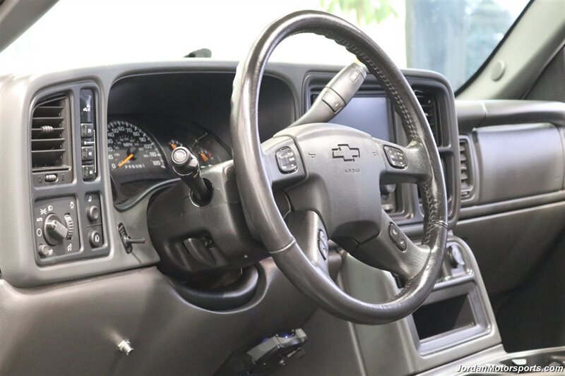 2006 Chevrolet Silverado 3500 LT3  1-OWNER* 100% RUST & CORROSION FREE* LT3 W/MOON ROOF & DVD* REAR AIR BAGS* PACBRAKE EXHAUST BRAKE* NEVER HAD 5TH WHEEL OR GOOSENECK* NEW 10-PLY A/T TIRES* REMOTE START - Photo 78 - Portland, OR 97230