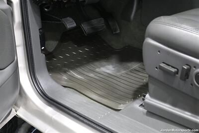 2006 Chevrolet Silverado 3500 LT3  1-OWNER* 100% RUST & CORROSION FREE* LT3 W/MOON ROOF & DVD* REAR AIR BAGS* PACBRAKE EXHAUST BRAKE* NEVER HAD 5TH WHEEL OR GOOSENECK* NEW 10-PLY A/T TIRES* REMOTE START - Photo 76 - Portland, OR 97230