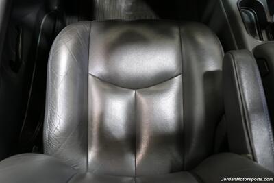 2006 Chevrolet Silverado 3500 LT3  1-OWNER* 100% RUST & CORROSION FREE* LT3 W/MOON ROOF & DVD* REAR AIR BAGS* PACBRAKE EXHAUST BRAKE* NEVER HAD 5TH WHEEL OR GOOSENECK* NEW 10-PLY A/T TIRES* REMOTE START - Photo 74 - Portland, OR 97230