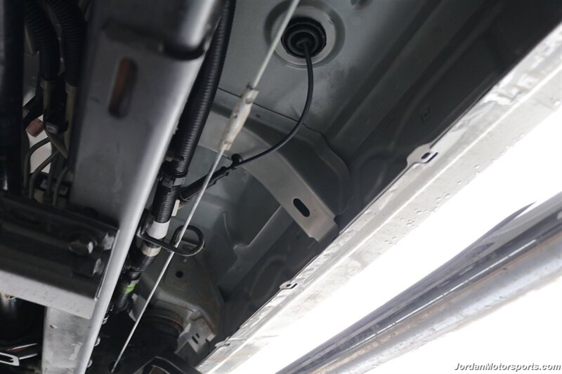 2006 Chevrolet Silverado 3500 LT3  1-OWNER* 100% RUST & CORROSION FREE* LT3 W/MOON ROOF & DVD* REAR AIR BAGS* PACBRAKE EXHAUST BRAKE* NEVER HAD 5TH WHEEL OR GOOSENECK* NEW 10-PLY A/T TIRES* REMOTE START - Photo 27 - Portland, OR 97230