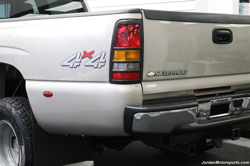 2006 Chevrolet Silverado 3500 LT3  1-OWNER* 100% RUST & CORROSION FREE* LT3 W/MOON ROOF & DVD* REAR AIR BAGS* PACBRAKE EXHAUST BRAKE* NEVER HAD 5TH WHEEL OR GOOSENECK* NEW 10-PLY A/T TIRES* REMOTE START - Photo 51 - Portland, OR 97230