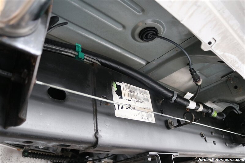 2006 Chevrolet Silverado 3500 LT3  1-OWNER* 100% RUST & CORROSION FREE* LT3 W/MOON ROOF & DVD* REAR AIR BAGS* PACBRAKE EXHAUST BRAKE* NEVER HAD 5TH WHEEL OR GOOSENECK* NEW 10-PLY A/T TIRES* REMOTE START - Photo 24 - Portland, OR 97230