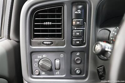 2006 Chevrolet Silverado 3500 LT3  1-OWNER* 100% RUST & CORROSION FREE* LT3 W/MOON ROOF & DVD* REAR AIR BAGS* PACBRAKE EXHAUST BRAKE* NEVER HAD 5TH WHEEL OR GOOSENECK* NEW 10-PLY A/T TIRES* REMOTE START - Photo 89 - Portland, OR 97230