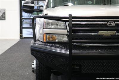 2006 Chevrolet Silverado 3500 LT3  1-OWNER* 100% RUST & CORROSION FREE* LT3 W/MOON ROOF & DVD* REAR AIR BAGS* PACBRAKE EXHAUST BRAKE* NEVER HAD 5TH WHEEL OR GOOSENECK* NEW 10-PLY A/T TIRES* REMOTE START - Photo 53 - Portland, OR 97230