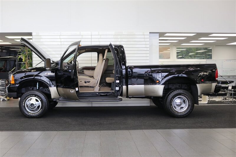 2000 Ford F-350 LARIAT  2-OWNER* LINEX BED LINER* 6-NEW YOKOHAMA A/T 10-PLYS* NEW 2.5 "LEVEL KIT W/ BILSTEIN 5100s* NEW FLUIDS-FILTERS-BRAKES-CALIPERS-SUSPENSION-ALLIGNMENT-AC SERVICE* ALL BOOKS & KEYS - Photo 10 - Portland, OR 97230