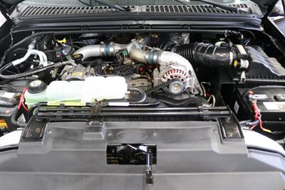 2000 Ford F-350 LARIAT  2-OWNER* LINEX BED LINER* 6-NEW YOKOHAMA A/T 10-PLYS* NEW 2.5 "LEVEL KIT W/ BILSTEIN 5100s* NEW FLUIDS-FILTERS-BRAKES-CALIPERS-SUSPENSION-ALLIGNMENT-AC SERVICE* ALL BOOKS & KEYS - Photo 14 - Portland, OR 97230