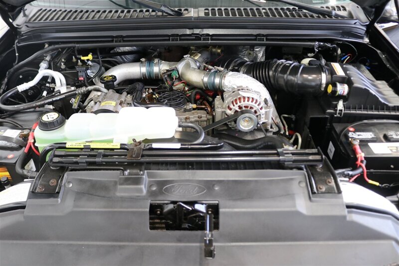 2000 Ford F-350 LARIAT  2-OWNER* LINEX BED LINER* 6-NEW YOKOHAMA A/T 10-PLYS* NEW 2.5 "LEVEL KIT W/ BILSTEIN 5100s* NEW FLUIDS-FILTERS-BRAKES-CALIPERS-SUSPENSION-ALLIGNMENT-AC SERVICE* ALL BOOKS & KEYS - Photo 14 - Portland, OR 97230