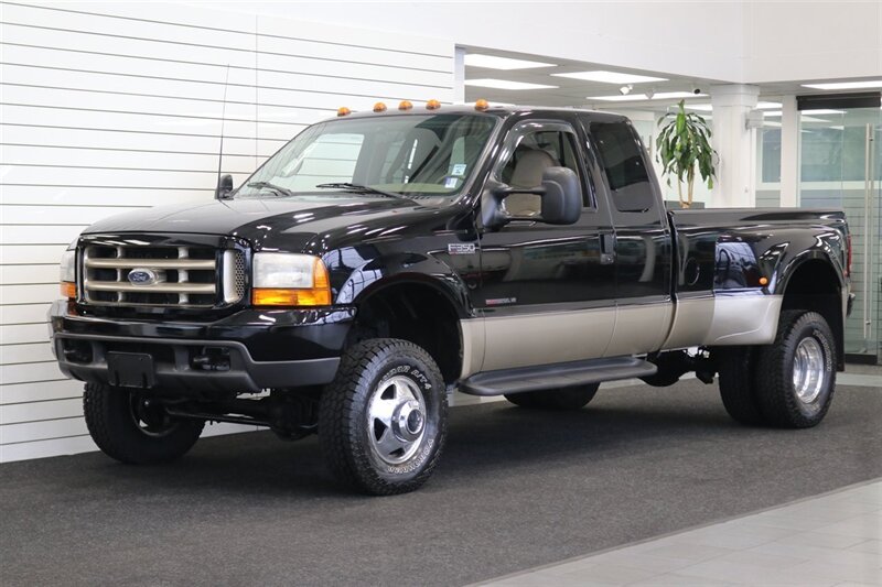 2000 Ford F-350 LARIAT  2-OWNER* LINEX BED LINER* 6-NEW YOKOHAMA A/T 10-PLYS* NEW 2.5 "LEVEL KIT W/ BILSTEIN 5100s* NEW FLUIDS-FILTERS-BRAKES-CALIPERS-SUSPENSION-ALLIGNMENT-AC SERVICE* ALL BOOKS & KEYS - Photo 3 - Portland, OR 97230