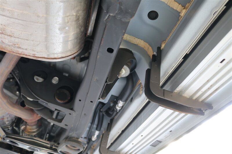 1999 Toyota Land Cruiser   - Photo 25 - Portland, OR 97230