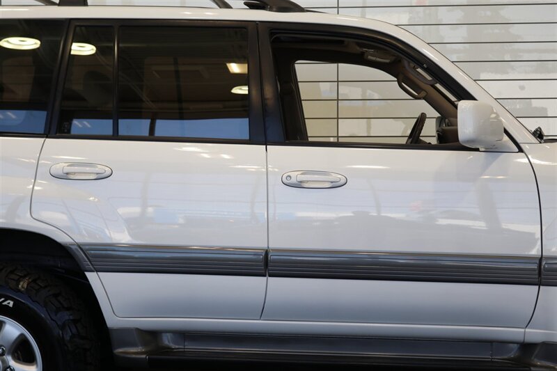 1999 Toyota Land Cruiser   - Photo 61 - Portland, OR 97230