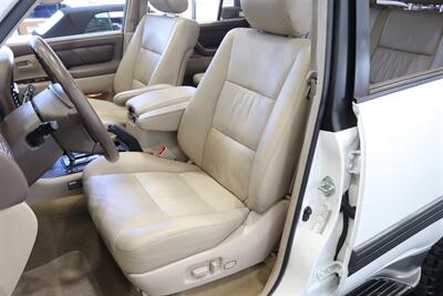 1999 Toyota Land Cruiser   - Photo 14 - Portland, OR 97230