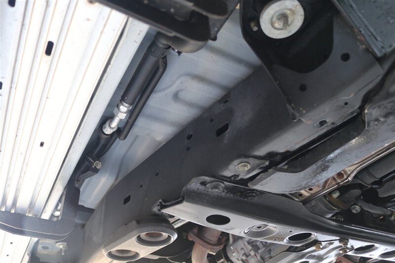 1999 Toyota Land Cruiser   - Photo 41 - Portland, OR 97230