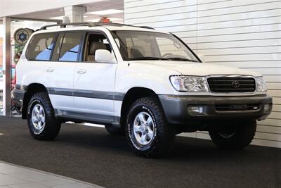 1999 Toyota Land Cruiser   - Photo 2 - Portland, OR 97230