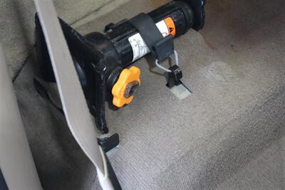 2001 Ford F-350 Lariat  6-SPEED* 1-CALIFORNIA OWNER* 100% RUST FREE* NEW 2.5 " LEVEL W/BILSTEIN 5100 SHOCKS* NEW 35 " BFG KO3s* FACTORY PTO* POWER INVERTER* LEATHER* ALL BOOKS-KEYS-WINDOW STICKER* COLLECTOR GRADE - Photo 79 - Portland, OR 97230