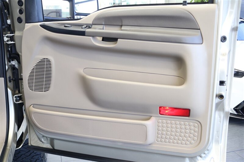 2001 Ford F-350 Lariat  6-SPEED* 1-CALIFORNIA OWNER* 100% RUST FREE* NEW 2.5 " LEVEL W/BILSTEIN 5100 SHOCKS* NEW 35 " BFG KO3s* FACTORY PTO* POWER INVERTER* LEATHER* ALL BOOKS-KEYS-WINDOW STICKER* COLLECTOR GRADE - Photo 75 - Portland, OR 97230