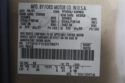 2001 Ford F-350 Lariat  6-SPEED* 1-CALIFORNIA OWNER* 100% RUST FREE* NEW 2.5 " LEVEL W/BILSTEIN 5100 SHOCKS* NEW 35 " BFG KO3s* FACTORY PTO* POWER INVERTER* LEATHER* ALL BOOKS-KEYS-WINDOW STICKER* COLLECTOR GRADE - Photo 94 - Portland, OR 97230
