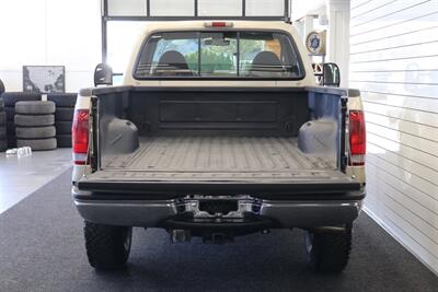 2001 Ford F-350 Lariat  6-SPEED* 1-CALIFORNIA OWNER* 100% RUST FREE* NEW 2.5 " LEVEL W/BILSTEIN 5100 SHOCKS* NEW 35 " BFG KO3s* FACTORY PTO* POWER INVERTER* LEATHER* ALL BOOKS-KEYS-WINDOW STICKER* COLLECTOR GRADE - Photo 15 - Portland, OR 97230