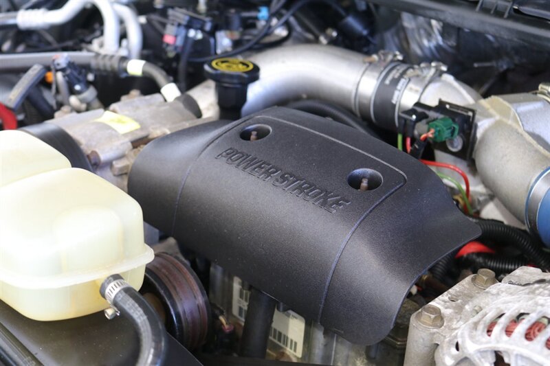 2001 Ford F-350 Lariat  6-SPEED* 1-CALIFORNIA OWNER* 100% RUST FREE* NEW 2.5 " LEVEL W/BILSTEIN 5100 SHOCKS* NEW 35 " BFG KO3s* FACTORY PTO* POWER INVERTER* LEATHER* ALL BOOKS-KEYS-WINDOW STICKER* COLLECTOR GRADE - Photo 46 - Portland, OR 97230