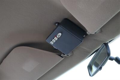 2001 Ford F-350 Lariat  6-SPEED* 1-CALIFORNIA OWNER* 100% RUST FREE* NEW 2.5 " LEVEL W/BILSTEIN 5100 SHOCKS* NEW 35 " BFG KO3s* FACTORY PTO* POWER INVERTER* LEATHER* ALL BOOKS-KEYS-WINDOW STICKER* COLLECTOR GRADE - Photo 84 - Portland, OR 97230