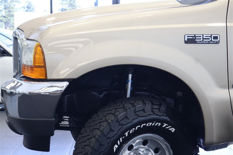 2001 Ford F-350 Lariat  6-SPEED* 1-CALIFORNIA OWNER* 100% RUST FREE* NEW 2.5 " LEVEL W/BILSTEIN 5100 SHOCKS* NEW 35 " BFG KO3s* FACTORY PTO* POWER INVERTER* LEATHER* ALL BOOKS-KEYS-WINDOW STICKER* COLLECTOR GRADE - Photo 63 - Portland, OR 97230