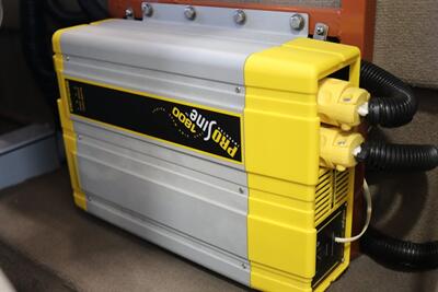 2001 Ford F-350 Lariat  6-SPEED* 1-CALIFORNIA OWNER* 100% RUST FREE* NEW 2.5 " LEVEL W/BILSTEIN 5100 SHOCKS* NEW 35 " BFG KO3s* FACTORY PTO* POWER INVERTER* LEATHER* ALL BOOKS-KEYS-WINDOW STICKER* COLLECTOR GRADE - Photo 80 - Portland, OR 97230