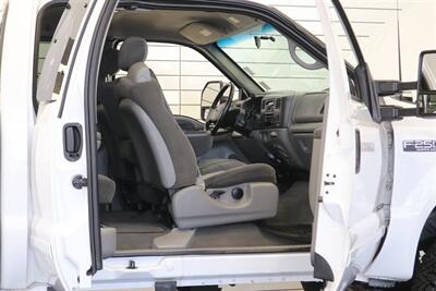 2002 Ford F-250 XLT  100% RUST FREE* 100% ACCIDENT FREE* LONG BED EXTRA CAB* LINEX BED LINER* NEW 2.5 "LEVEL KIT W/ BILSTEIN 5100 SHOCKS& STEERING STABILIZER* NEW 35 " BFG KO3 10-PLYs* UPGRADED GRILL & MIRRORS*FULL SERVICED - Photo 51 - Portland, OR 97230