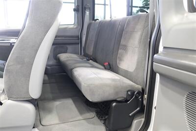 2002 Ford F-250 XLT  100% RUST FREE* 100% ACCIDENT FREE* LONG BED EXTRA CAB* LINEX BED LINER* NEW 2.5 "LEVEL KIT W/ BILSTEIN 5100 SHOCKS& STEERING STABILIZER* NEW 35 " BFG KO3 10-PLYs* UPGRADED GRILL & MIRRORS*FULL SERVICED - Photo 82 - Portland, OR 97230