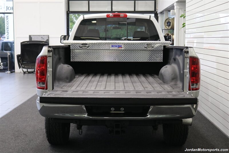 2006 Dodge Ram 2500 SLT  LONG BED 5.9L CUMMINS HIGH OUTPUT* NEVER HAD A 5TH WHEEL OR GOOSENECK* NEW 10-PLY TIRES* REAR AIRBAGS W/ONBOARD COMPRESSOR* BIG HORN PKG* FRESH SERVICE* CAMPER PKG* ALL KEYS & BOOKS - Photo 15 - Portland, OR 97230