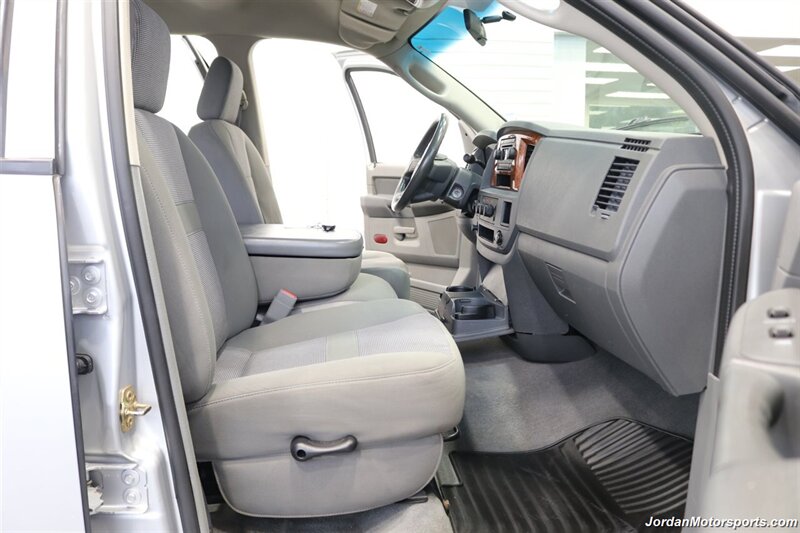 2006 Dodge Ram 2500 SLT  LONG BED 5.9L CUMMINS HIGH OUTPUT* NEVER HAD A 5TH WHEEL OR GOOSENECK* NEW 10-PLY TIRES* REAR AIRBAGS W/ONBOARD COMPRESSOR* BIG HORN PKG* FRESH SERVICE* CAMPER PKG* ALL KEYS & BOOKS - Photo 75 - Portland, OR 97230